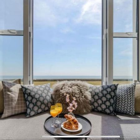 Beachfront Compact Coastal Crib, Direct Sea Views & Air Conditioning Littlestone-on-Sea ภายนอก รูปภาพ